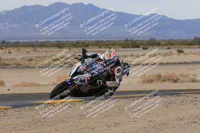 media/Dec-17-2022-SoCal Trackdays (Sat) [[224abd9271]]/Turn 9 Inside (1pm)/